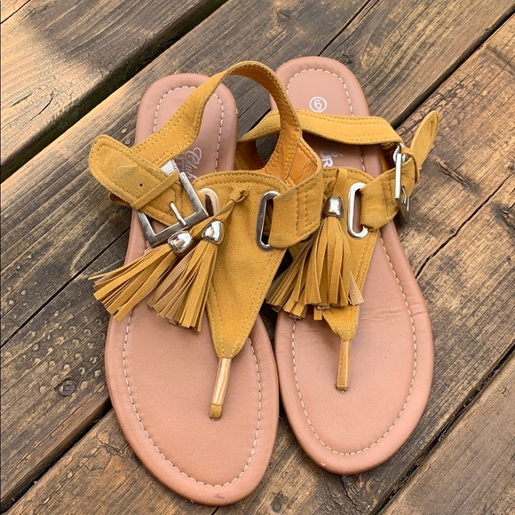Yellow Tassel Sandals - Picture 1 of 2